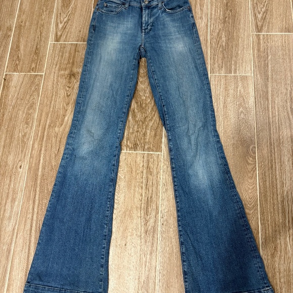 Women’s 7 For All Mankind Jeans - Picture 2 of 5
